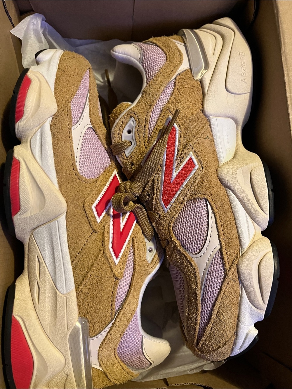 Women’s Fashion Suede Mesh Sneakers in Brown with Pink and Red Accents
